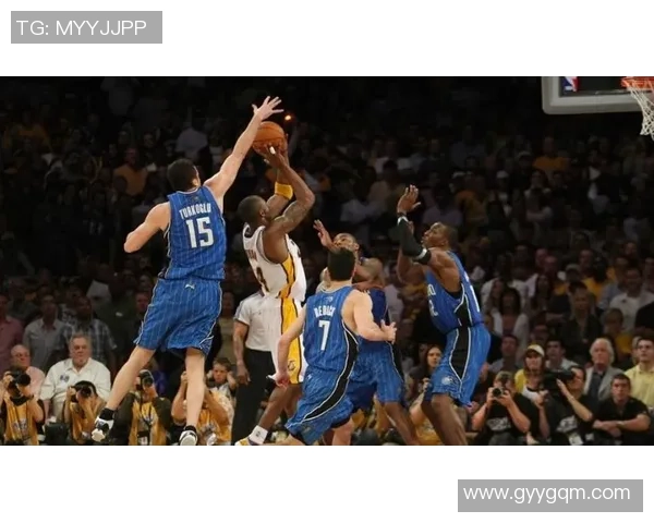 湖人对决魔术2018赛季精彩回顾与精彩瞬间分析